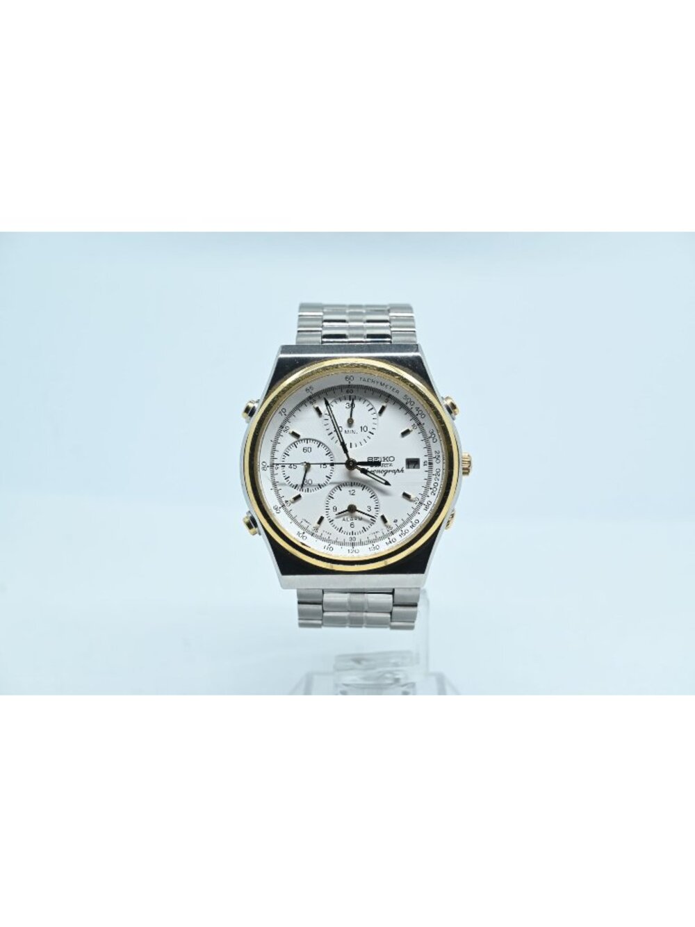 Vintage Seiko 7T32-7A2A Quartz Alarm Chronograph White Dial Gold Bezel